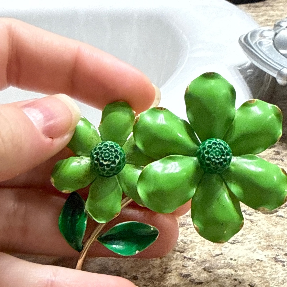 Vintage brooch! From the 60’s! Worth $100